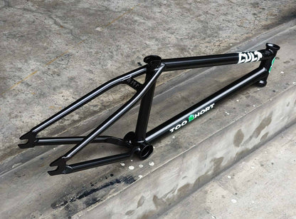 Cult, 2 Short IC2 Frame 20.5"