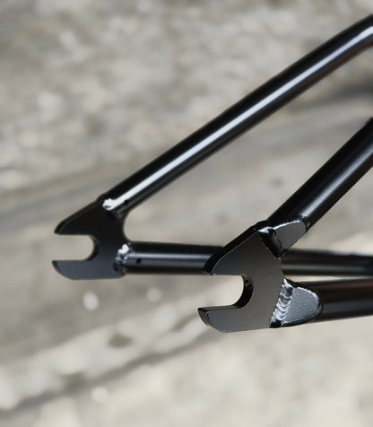 Cult, 2 Short IC2 Frame 20.5"