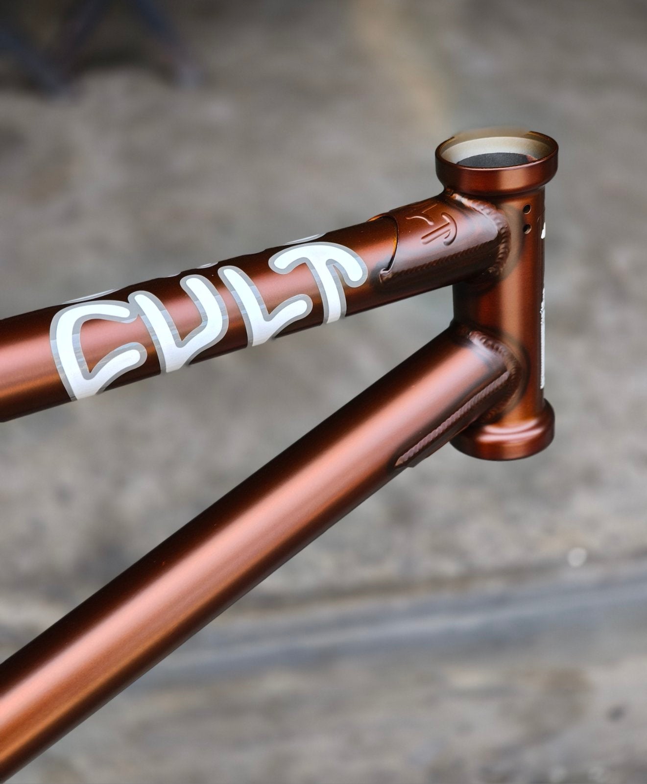 CULT DAK FRAME – Dakota Roche Signature / Pat Freyne Translucent Brown Colorway / 20.75" TT