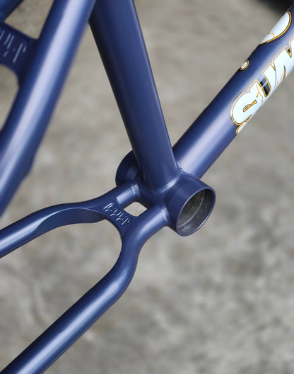 CULT SHORTY IC2 FRAME – Eddie Cuellar Navy Blue 20.5"
