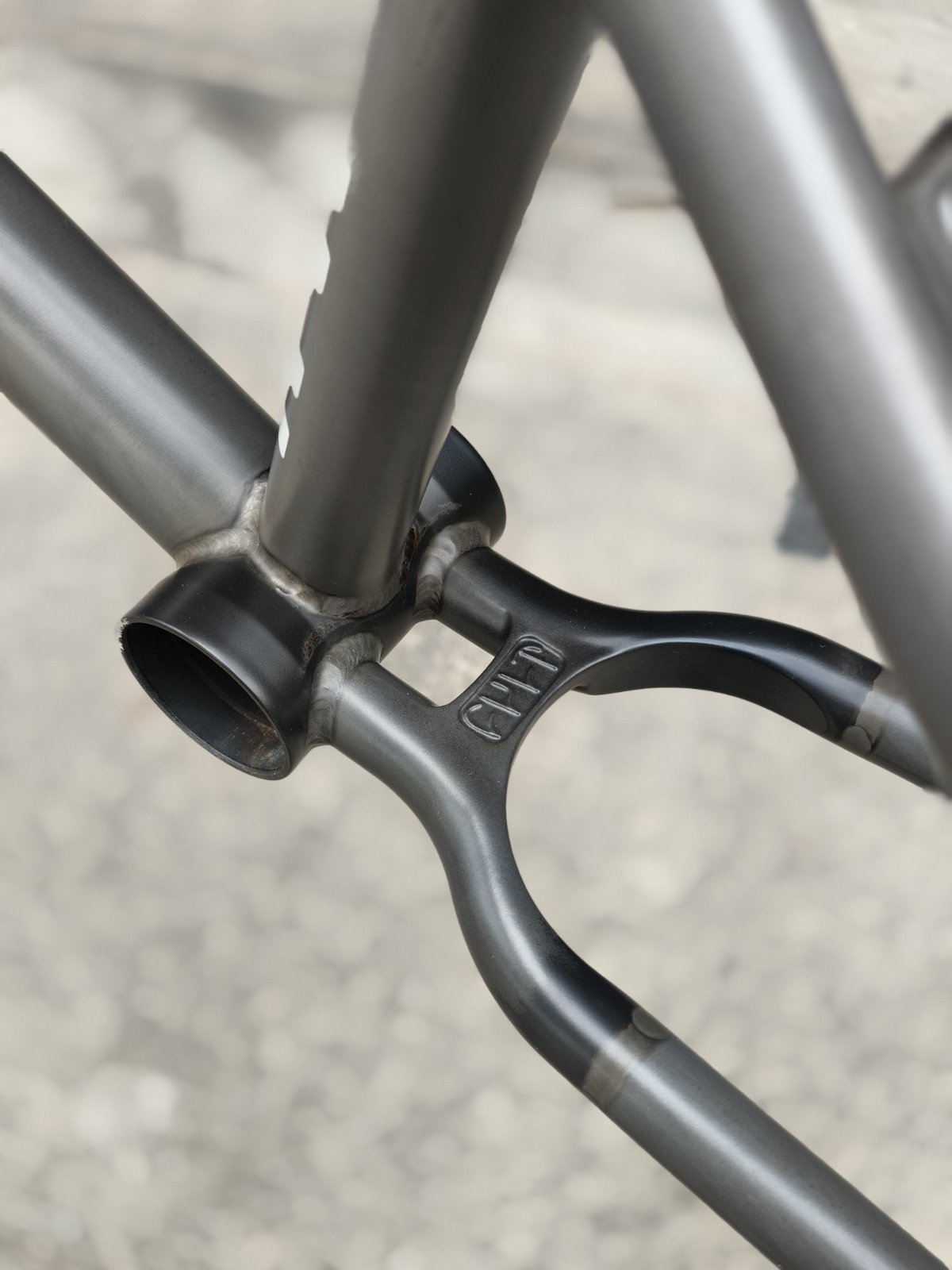 CULT SHORTY FRAME – KILIAN ROTH / PHOSPHATE RAW 20.5"