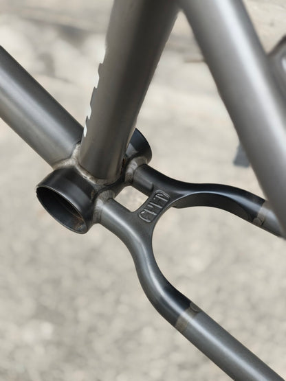 CULT SHORTY FRAME – KILIAN ROTH / PHOSPHATE RAW 20.5"