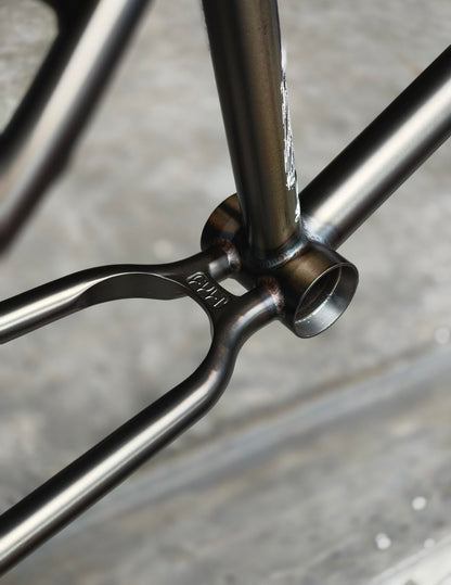 CULT BIGGIE IC2 FRAME – Devon Smillie Signature