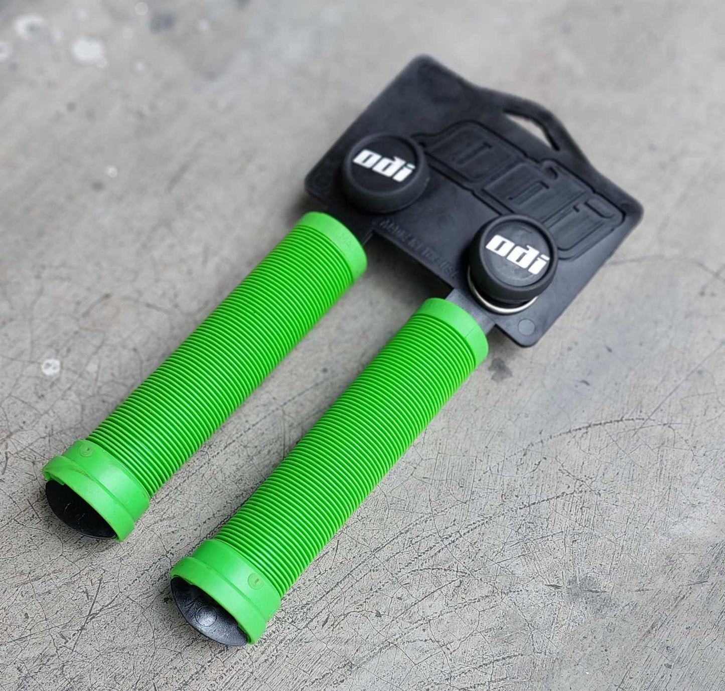 Odi Ribbed Grips (Flangeless)