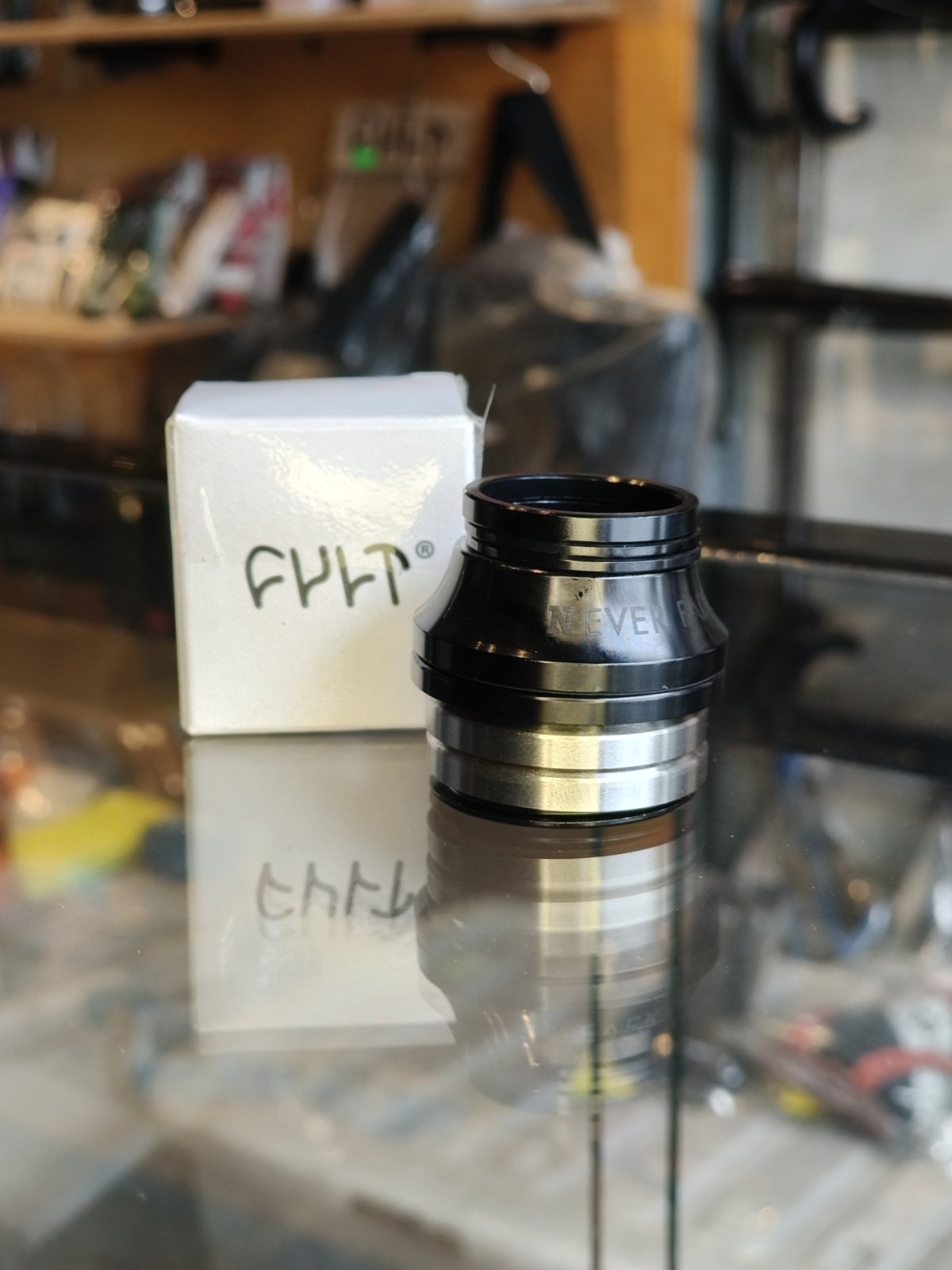 CULT INTEGRATED HEADSET