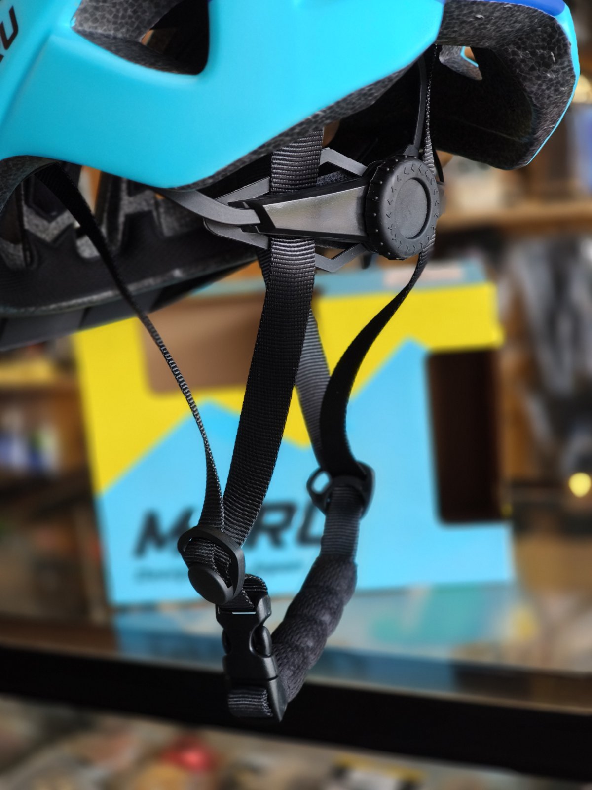 Helmet MTB Maru Tracer (available in Blue & Purple)