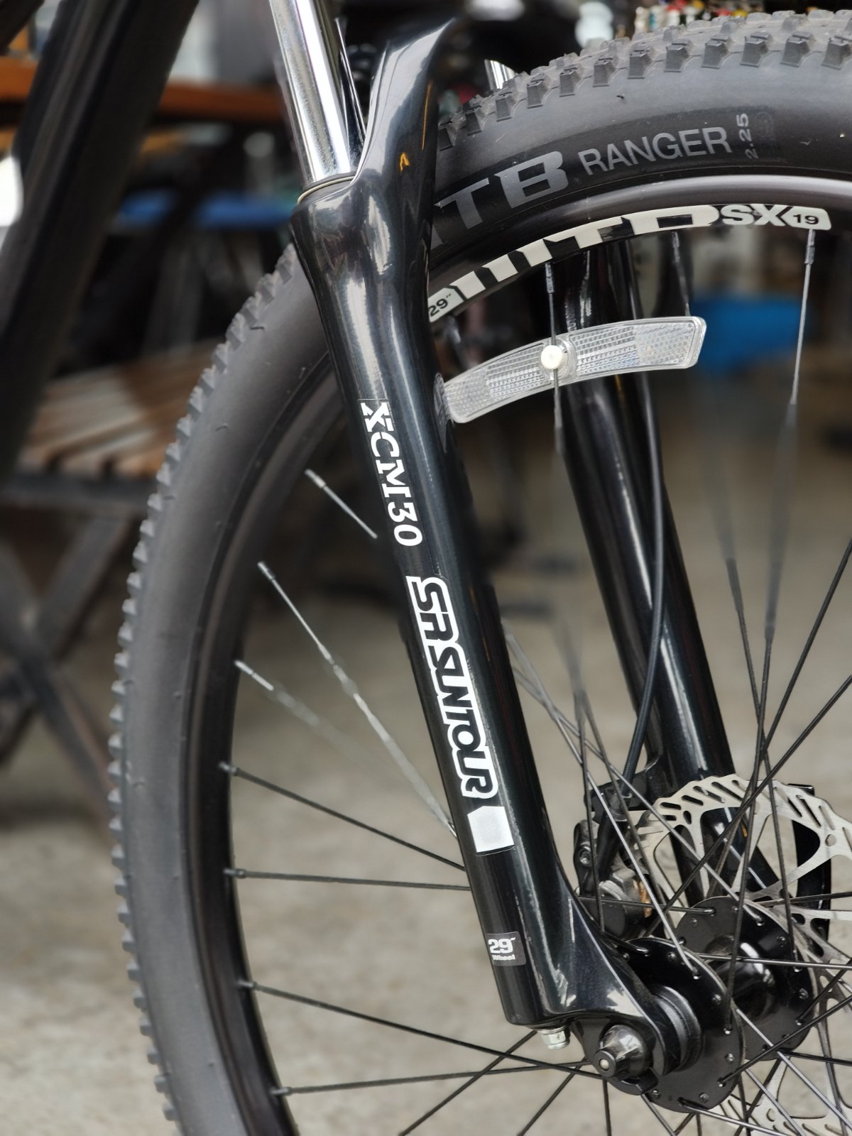 GT, Avalanche Comp (Small)- 29"