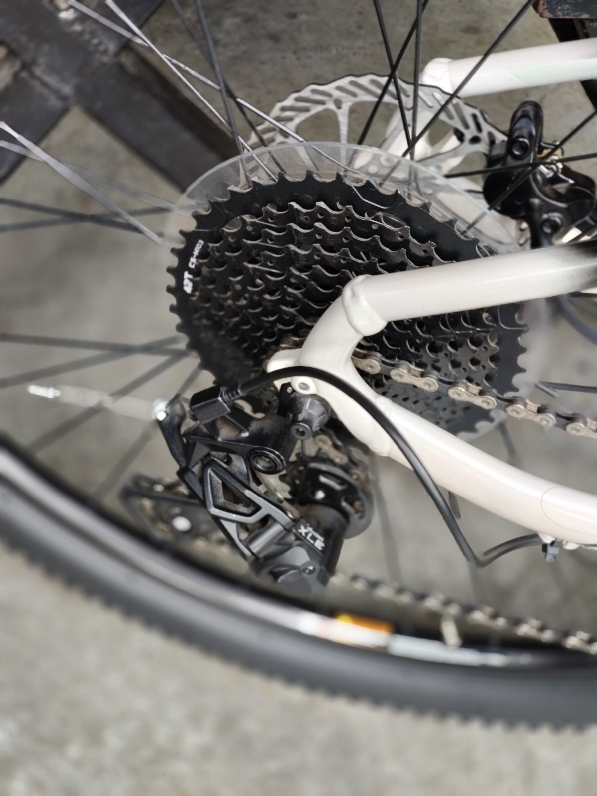 GT, Avalanche Comp (Small)- 29"