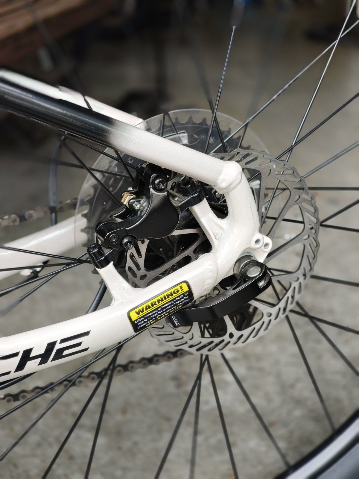 GT, Avalanche Comp (Small)- 29"