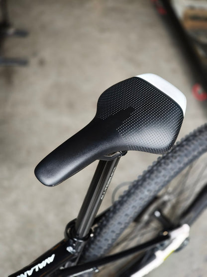 GT, Avalanche Comp (Small)- 29"