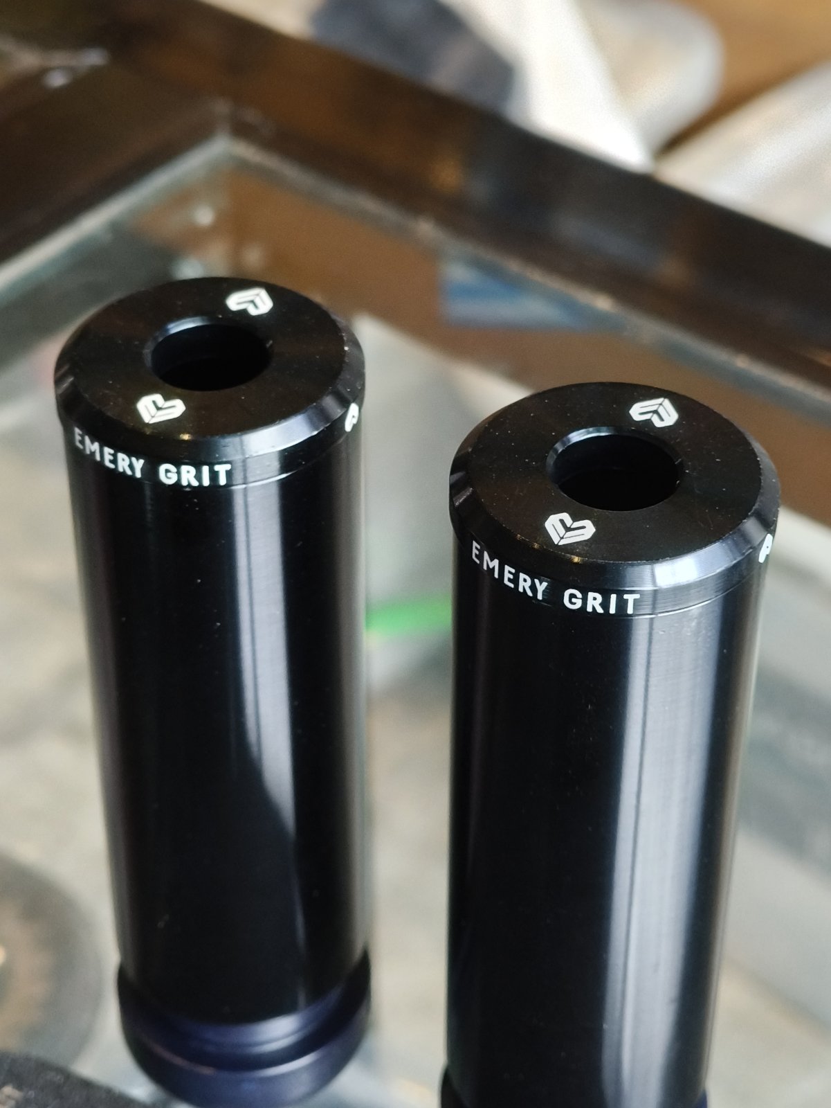 ÉCLAT EMERY GRIT ALLOY FLATLAND PEGS (4.5") (2pcs)