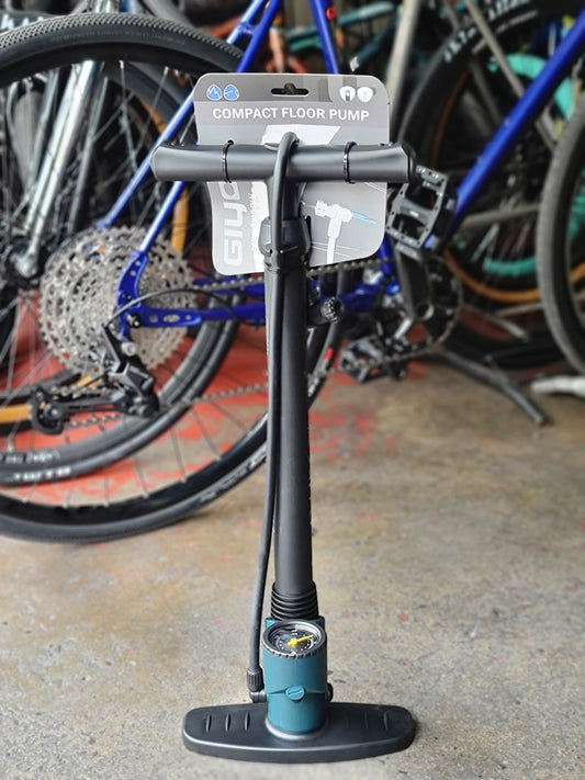 Giyo, Floor pump with gauge plastic body