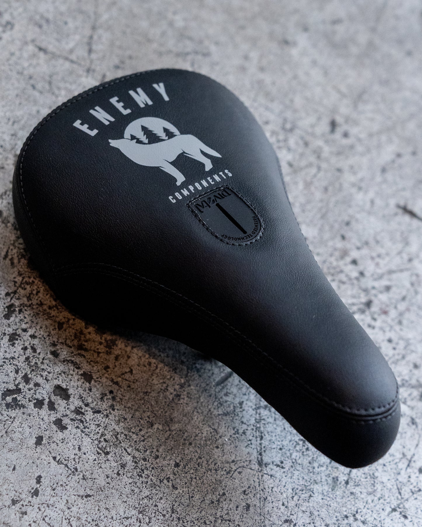Enemy Components Wolf Pivotal Seat - Black