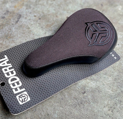 Federal Mid Stealth Logo Pivotal Seat - Black With Raised Black Embroidery