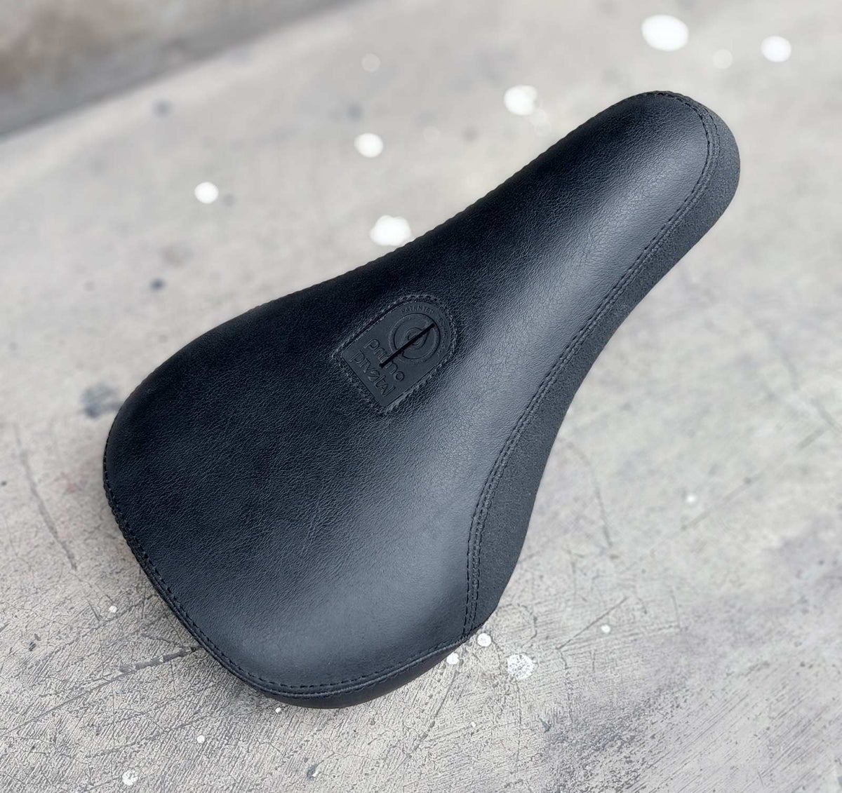 Primo Pro Primo Pro Seat Pivotal Seat – BMX Cycle Center