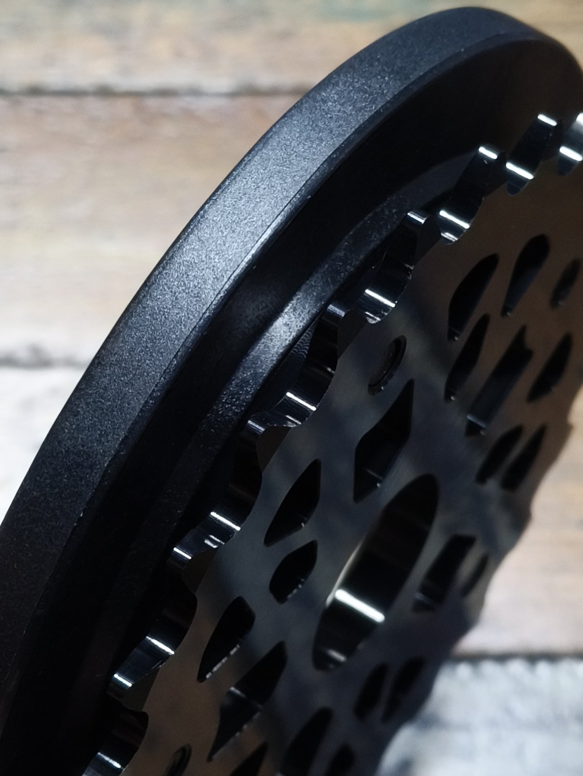 ÉCLAT TAKUMI GUARD SPROCKET 25T – BLACK 🇯🇵