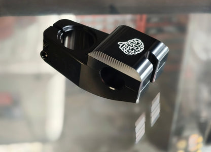 CULT MAX VU STEM – BLACK
