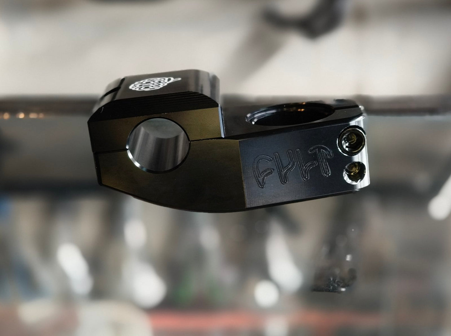 CULT MAX VU STEM – BLACK
