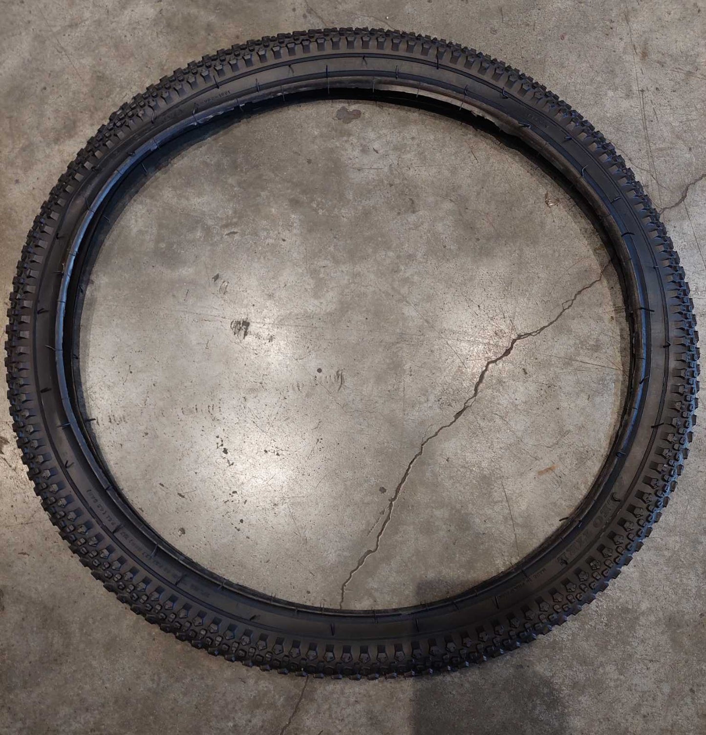 Tire 24 x 1.95 Leo (sold by piece)