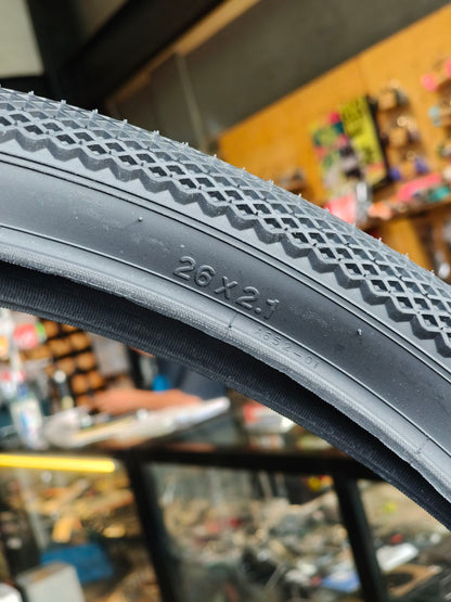 Tire 26 x 2.10 Vans Cult Cruiser (sold by pair)