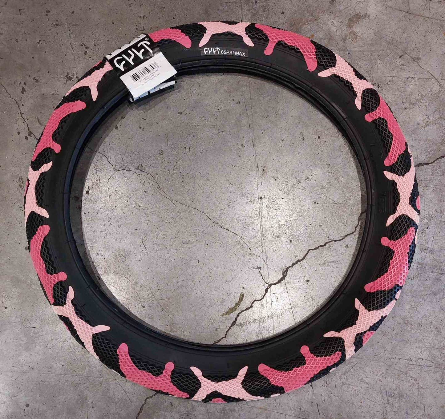 Cult x Vans BMX Tire 20 x 2.40" Camo