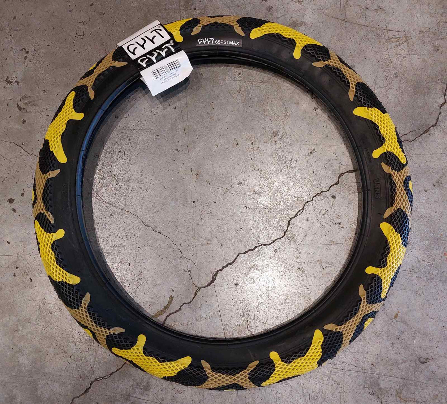 Cult x Vans BMX Tire 20 x 2.40" Camo