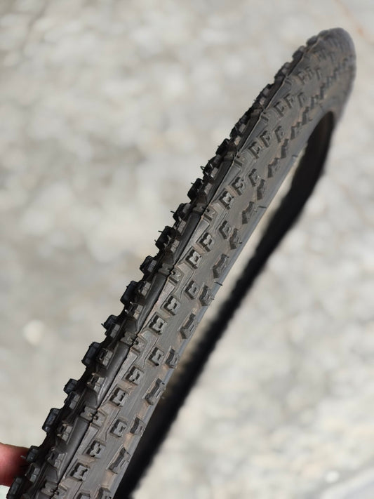 Tire 27.5 x 2.10 Innova - Wire On