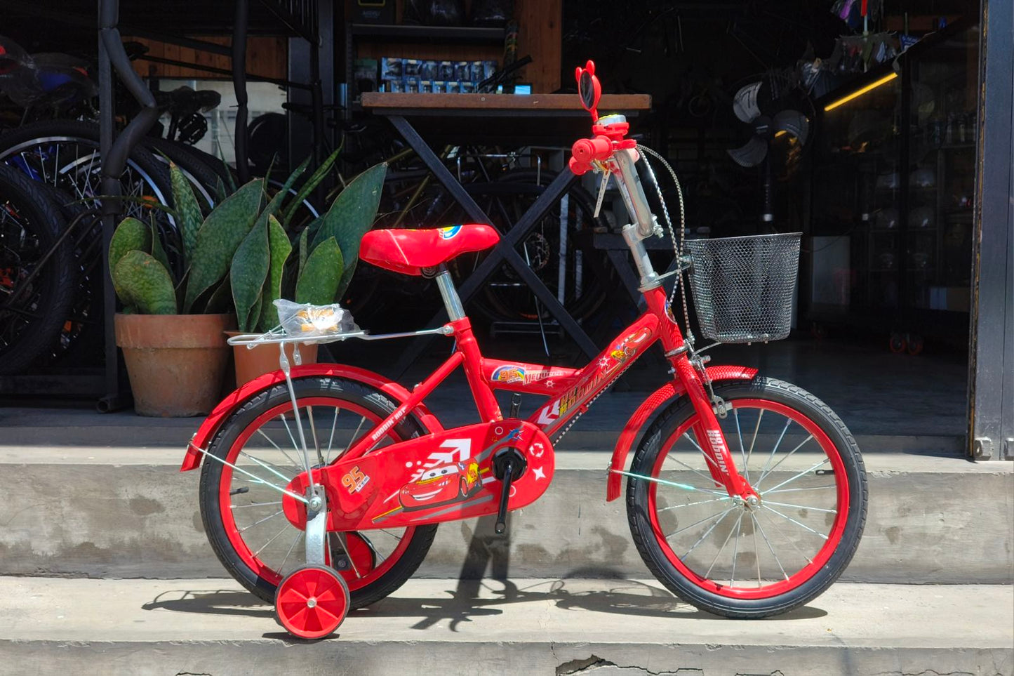Bike 16  (suitable for kids aged 4–5 years old)