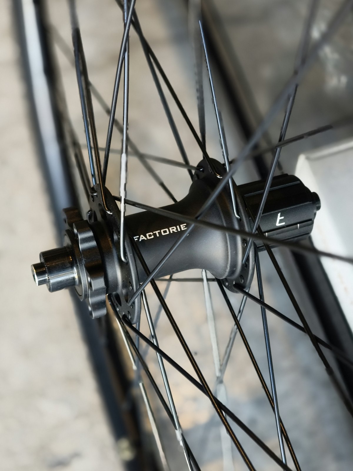 Wheel Set - VELOCI ROLLCii GRA23  , Traction Hubs (Front & Rear)