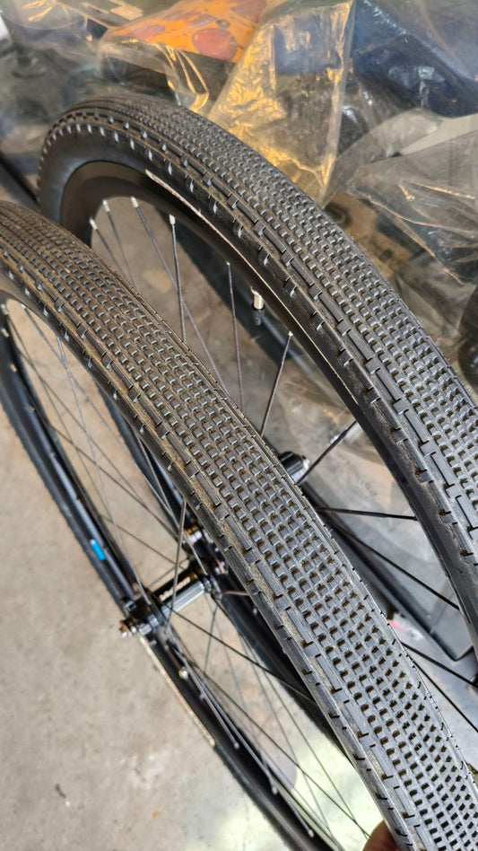 Preowned -  VISION TEAM30 DISC WHEELSET — ALL IN (PAIR + TIRES) (Front & Rear)