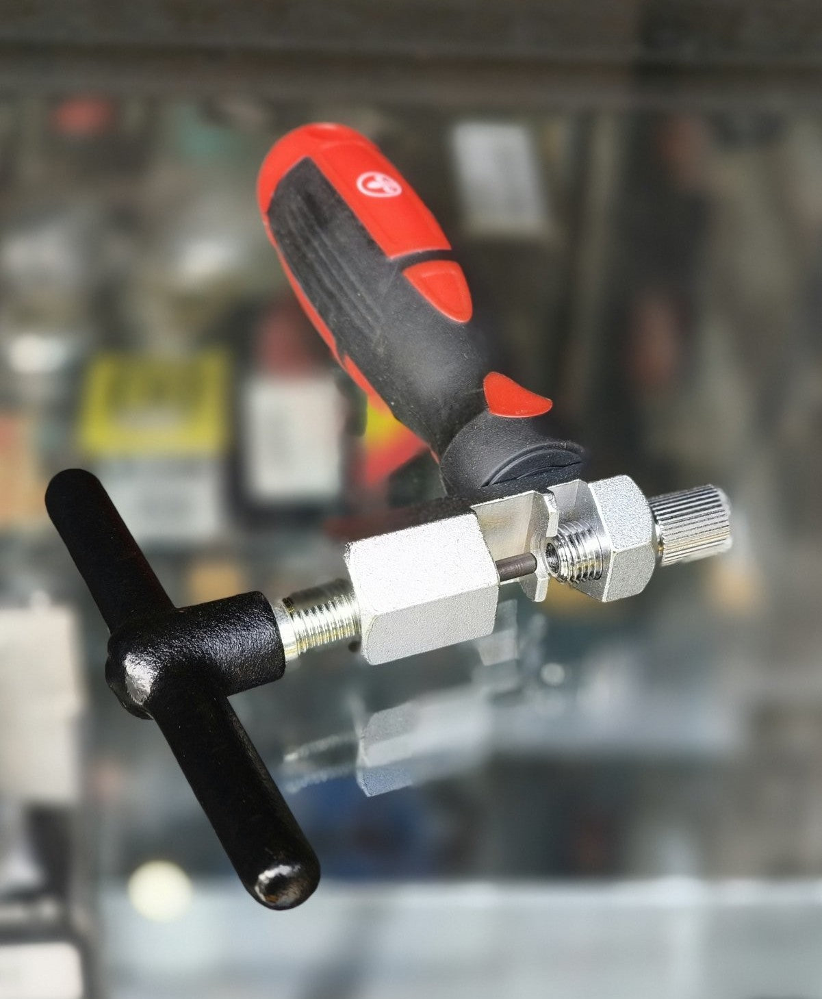 The Project, Chain Cutter
