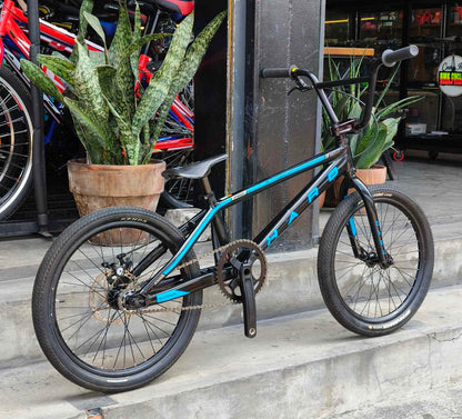 PREOWNED HARO RACE LITE PRO BMX