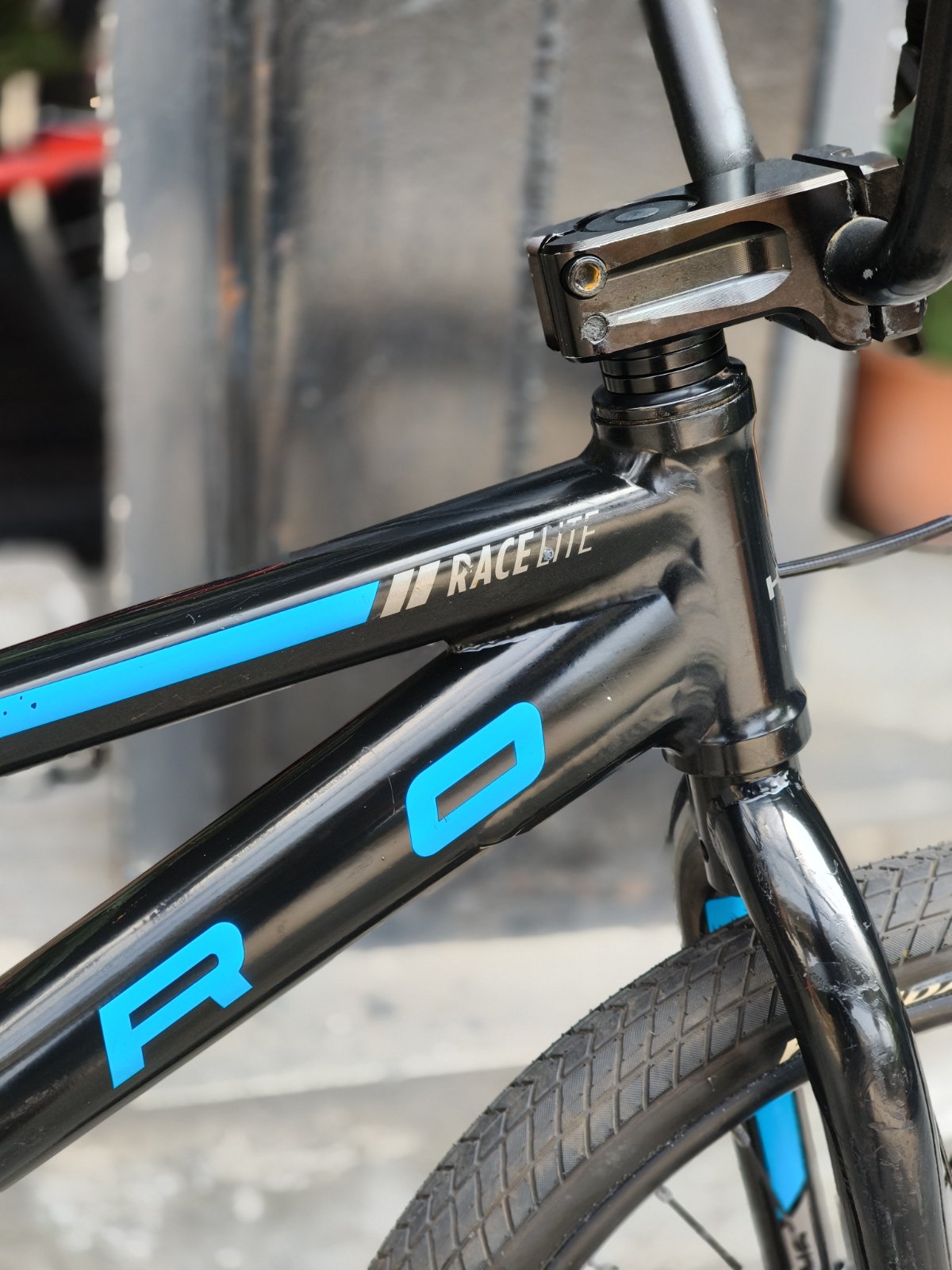 PREOWNED HARO RACE LITE PRO BMX