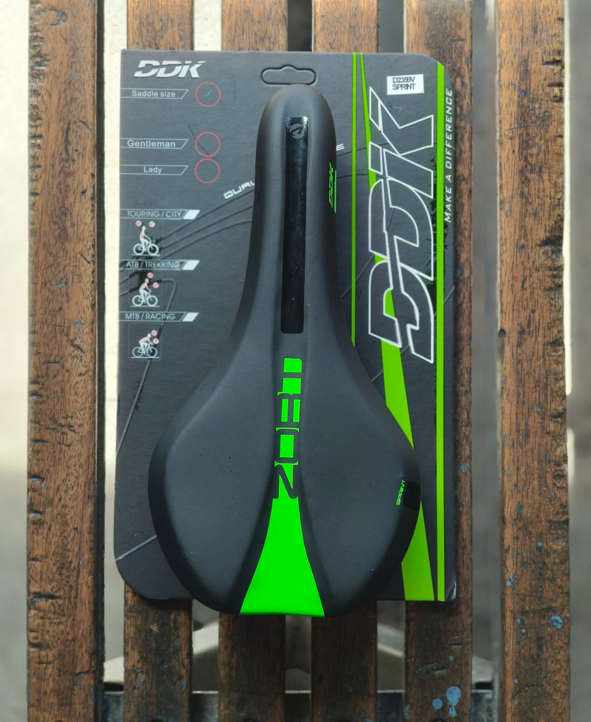 DDK Saddle Model D2359V Zort