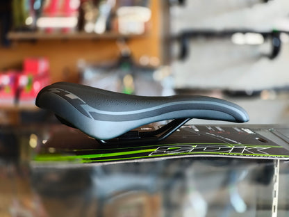 DDK Saddle Model D3733 Snake